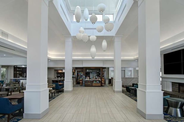 Images Hilton Garden Inn Detroit Metro Airport