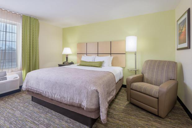 Images Candlewood Suites Midwest City by IHG