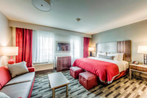 Images Staybridge Suites Columbus OSU-Medical Center by IHG