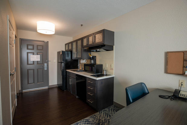 Images Candlewood Suites St. Joseph by IHG