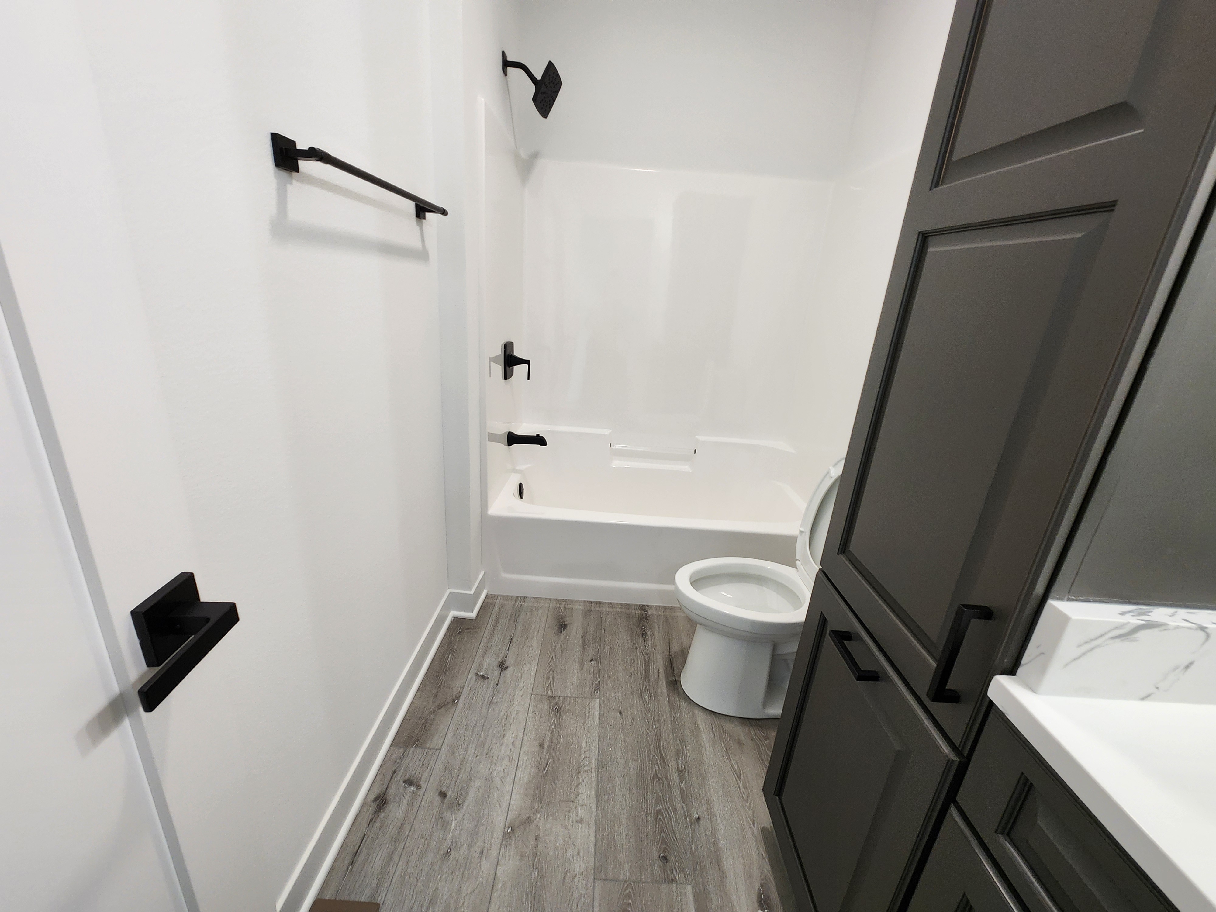 Bella Shine Cleaning Services LLC Image