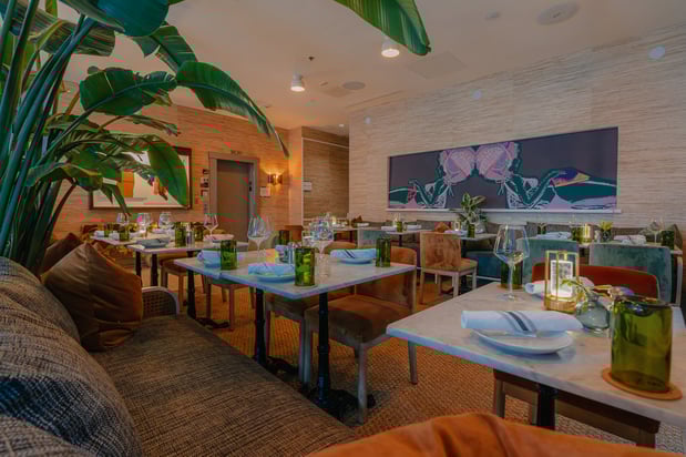 Images Kimpton Surfcomber Hotel by IHG