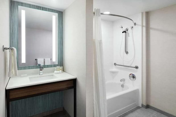 Images Hilton Garden Inn Champaign/ Urbana