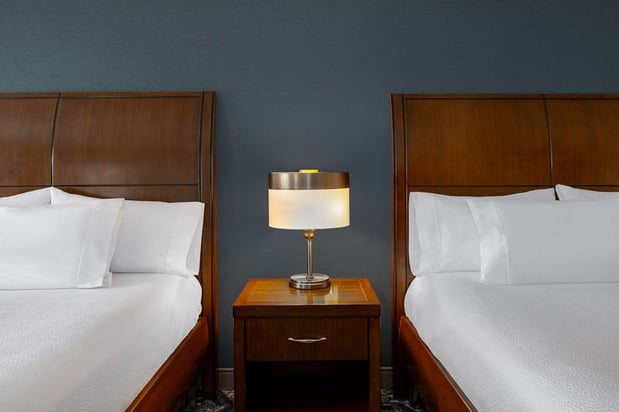 Images Hilton Garden Inn Burlington Downtown