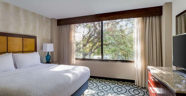 Images Embassy Suites by Hilton Dallas Love Field