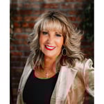 Jan Lazzara, Real Estate Agent Logo