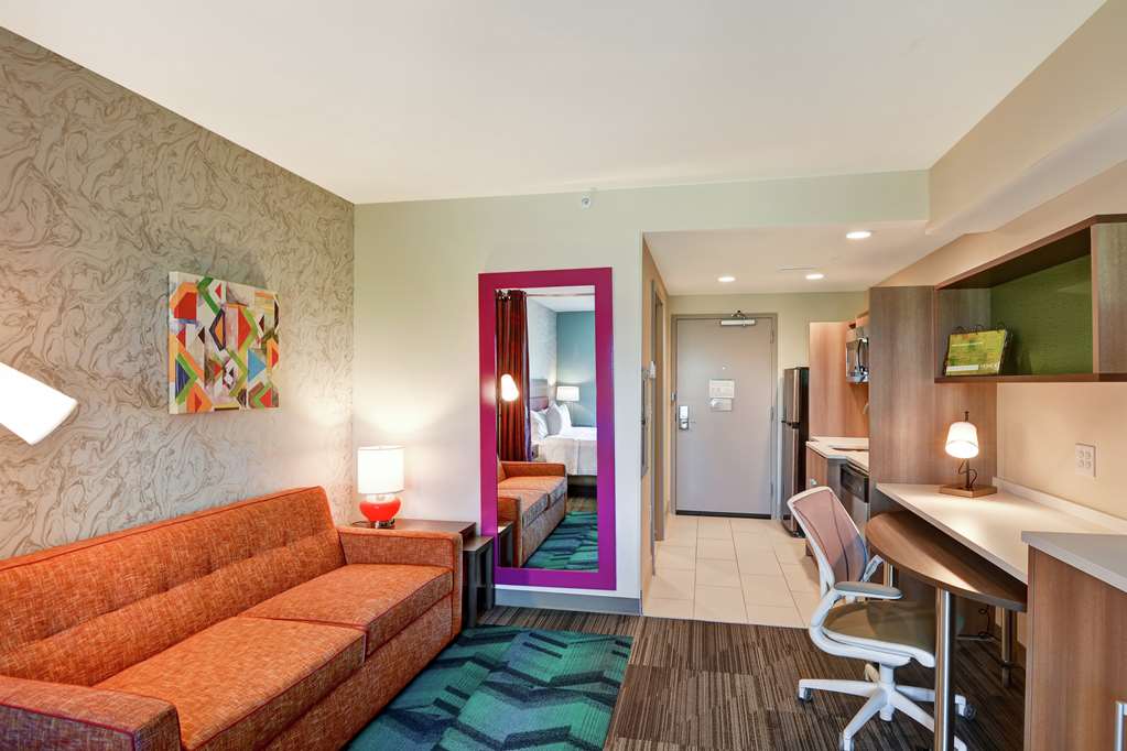 Guest room