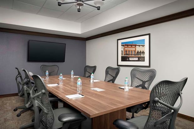 Images Hilton Garden Inn Granbury