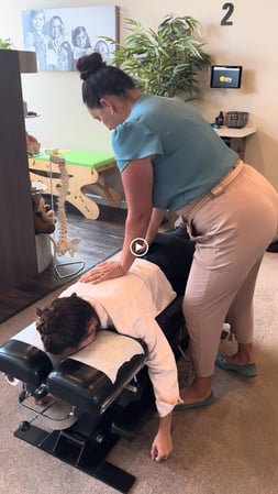 Images 100% Chiropractic - Monument