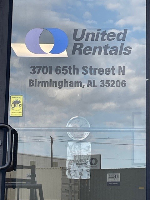 Images United Rentals - Storage Containers and Mobile Offices
