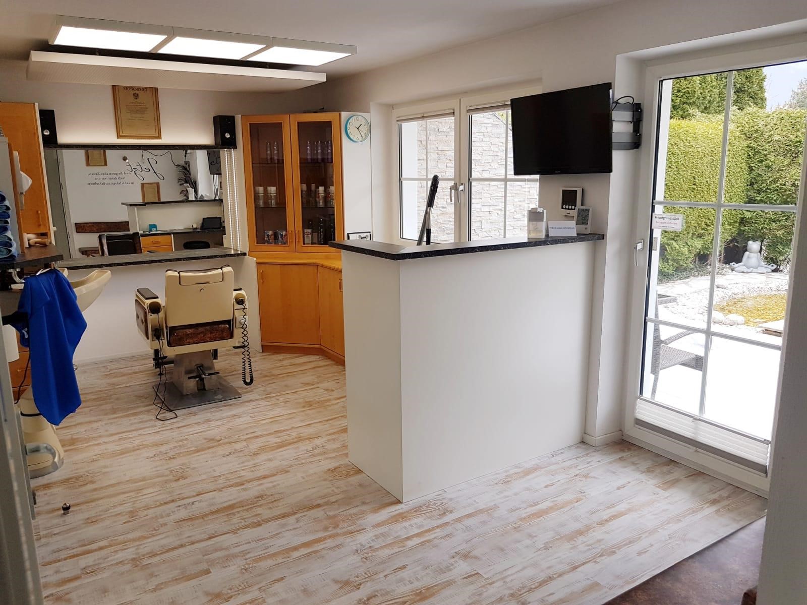 Sir Exclusiv - Spezialherrenfrisiersalon Gerald Laimer, Hammerstraße 35 in Oberalm