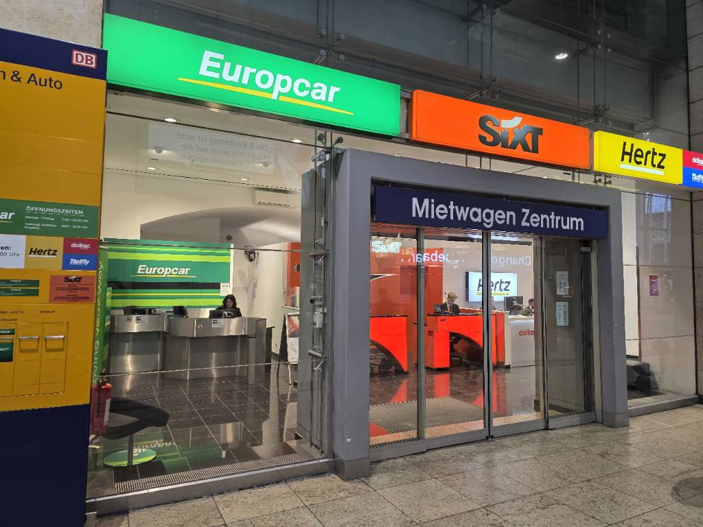 SIXT Autovermietung Köln Hauptbahnhof, Trankgasse 11 im Hbf in Köln