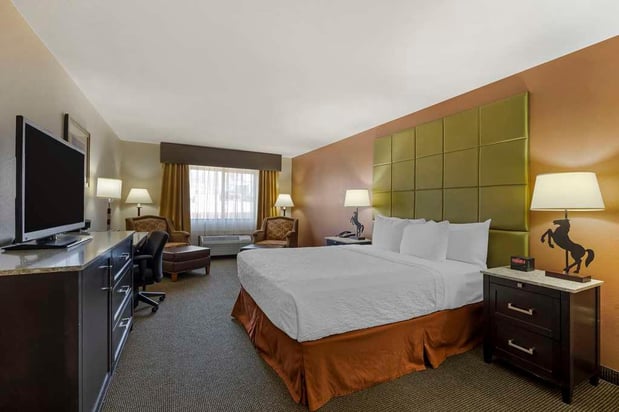 Images Best Western Plus Country Inn & Suites