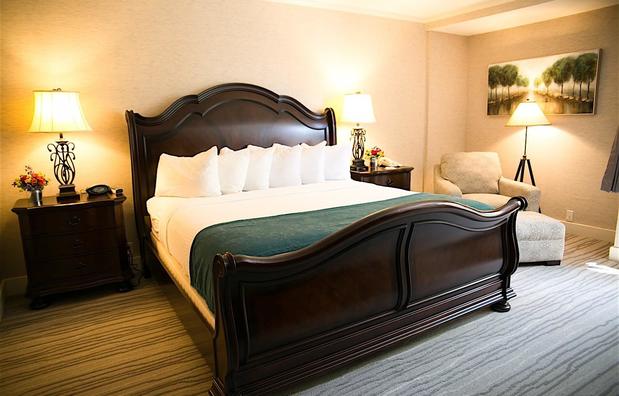 Images Heritage Hotel and Conference Center