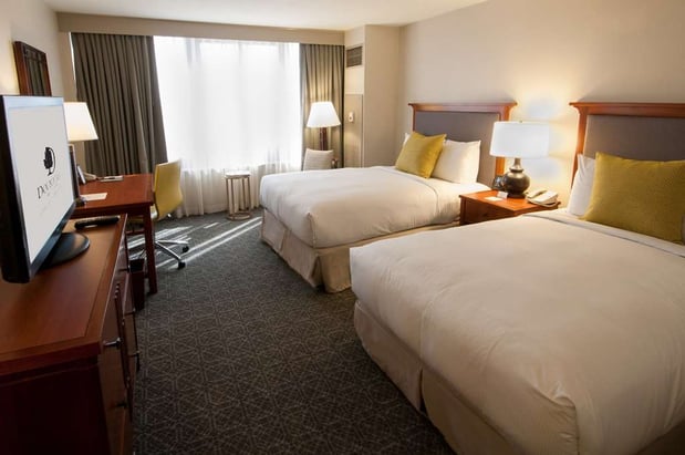 Images DoubleTree by Hilton Hotel Chicago - Oak Brook