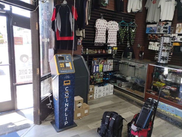 Images CoinFlip Bitcoin ATM - Gateway Smoke Shop (Oakland)
