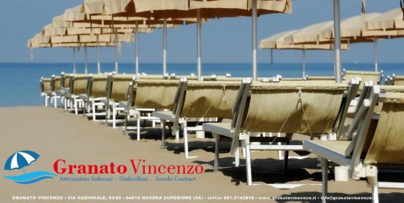 Images Ombrelloni Lettini Italia Srl