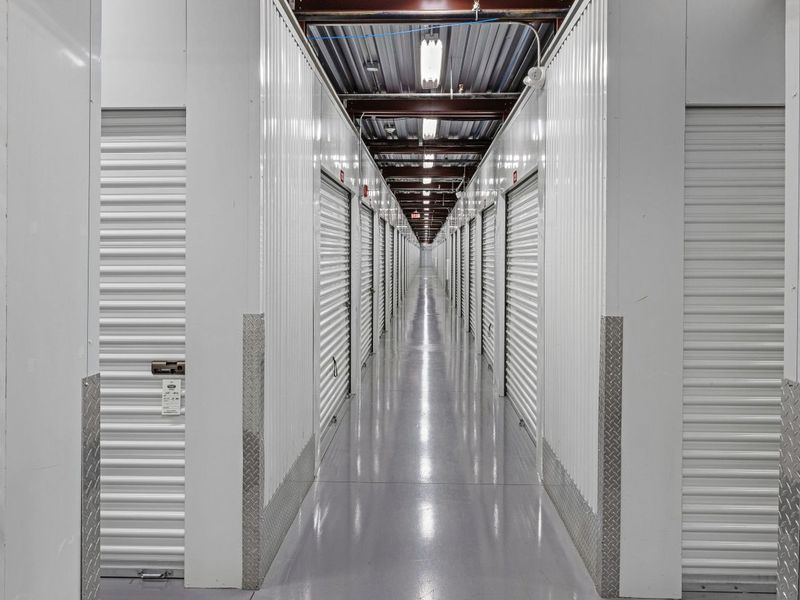 3877_Interior Units