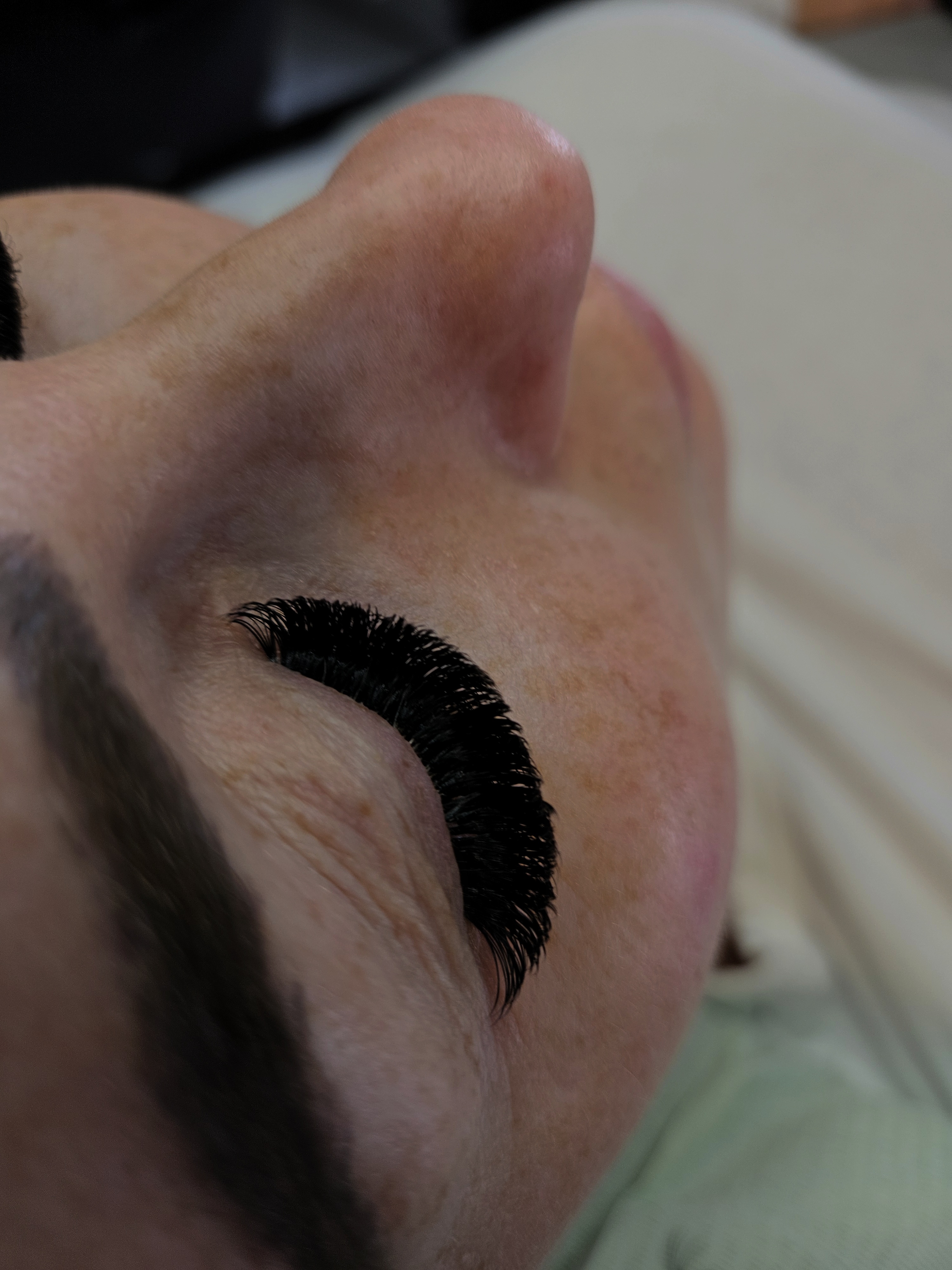 Images Lashista - Formation cils - Pose de cils - Produits de cils Longueuil