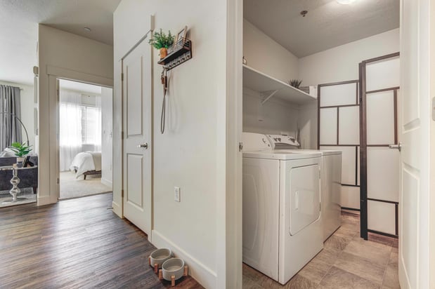 Images Eaglewood Lofts