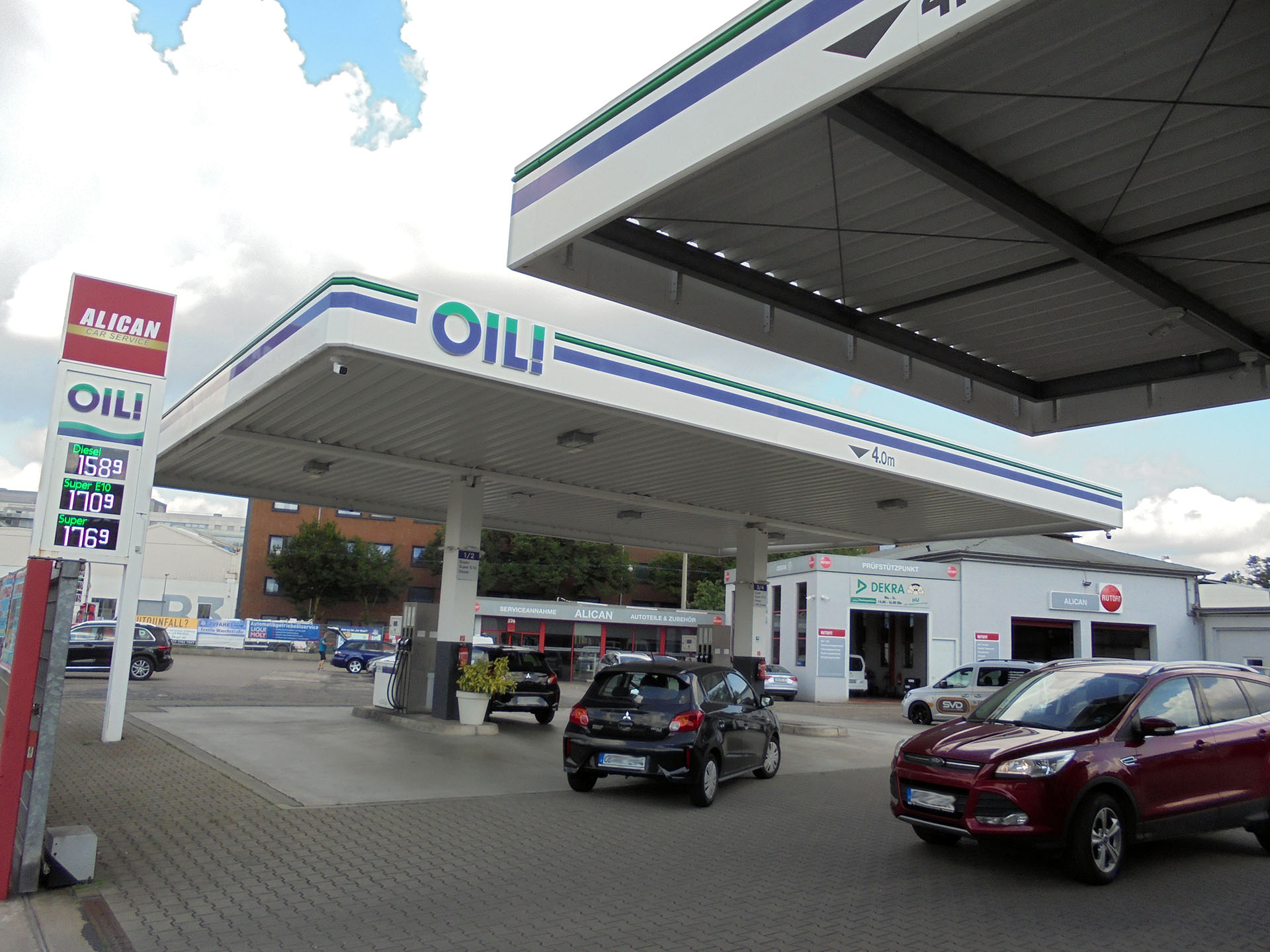 OIL! Tankstelle, Duisburger Straße 374 in Oberhausen