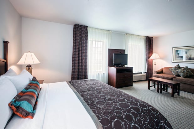 Images Staybridge Suites Rockford by IHG