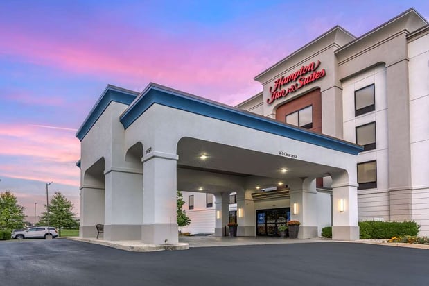 Images Hampton Inn & Suites Louisville East