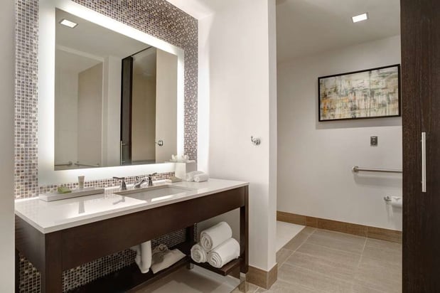 Images Hilton Dallas/Plano Granite Park