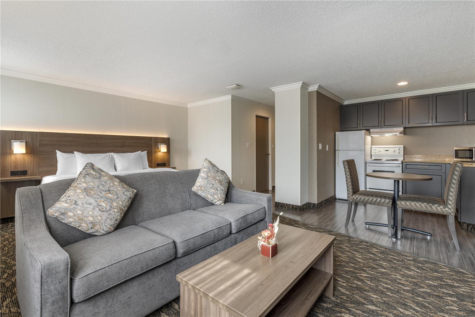 Images Best Western Plus Carlton Plaza Hotel