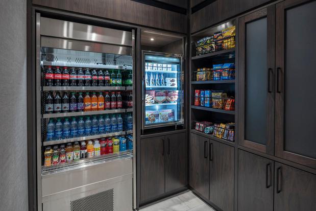 Images Holiday Inn Express Boston Logan Airport - Revere by IHG