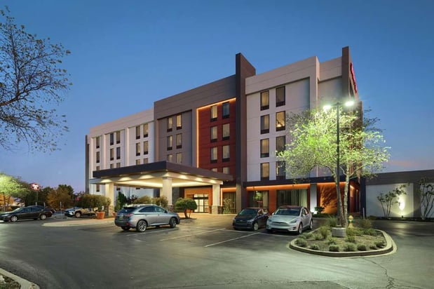 Images Hampton Inn Louisville-Northeast