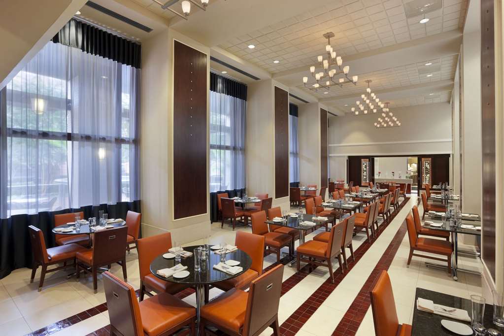 Restaurant Embassy Suites by Hilton Alexandria Old Town Alexandria (703)684-5900