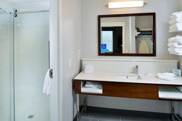 Images Hampton Inn & Suites Adrian