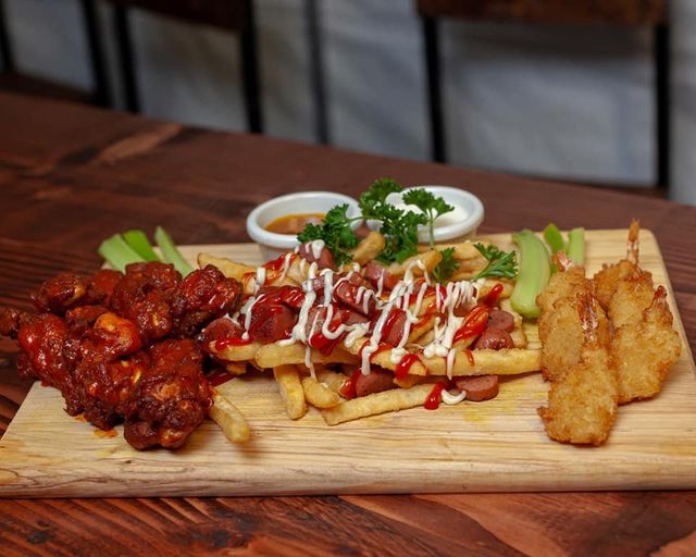 Wings & Burgers To Go Restaurant Lakewood, CO 80226