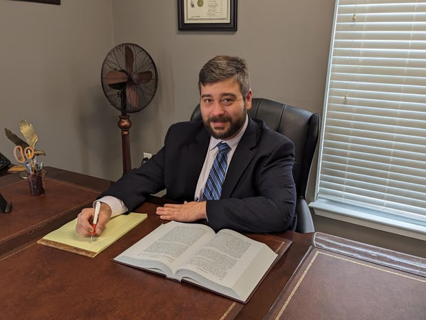 Images The Law Office of W. Randall Holcomb, PLLC
