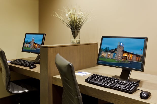 Images Hotel Indigo Long Island - East End by IHG