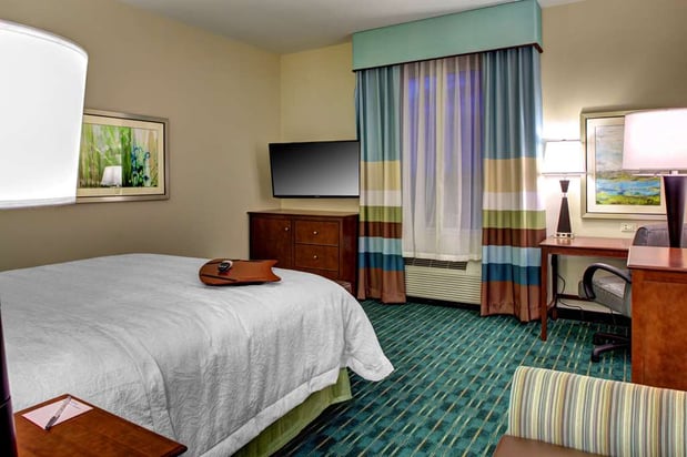 Images Hampton Inn & Suites Coconut Creek