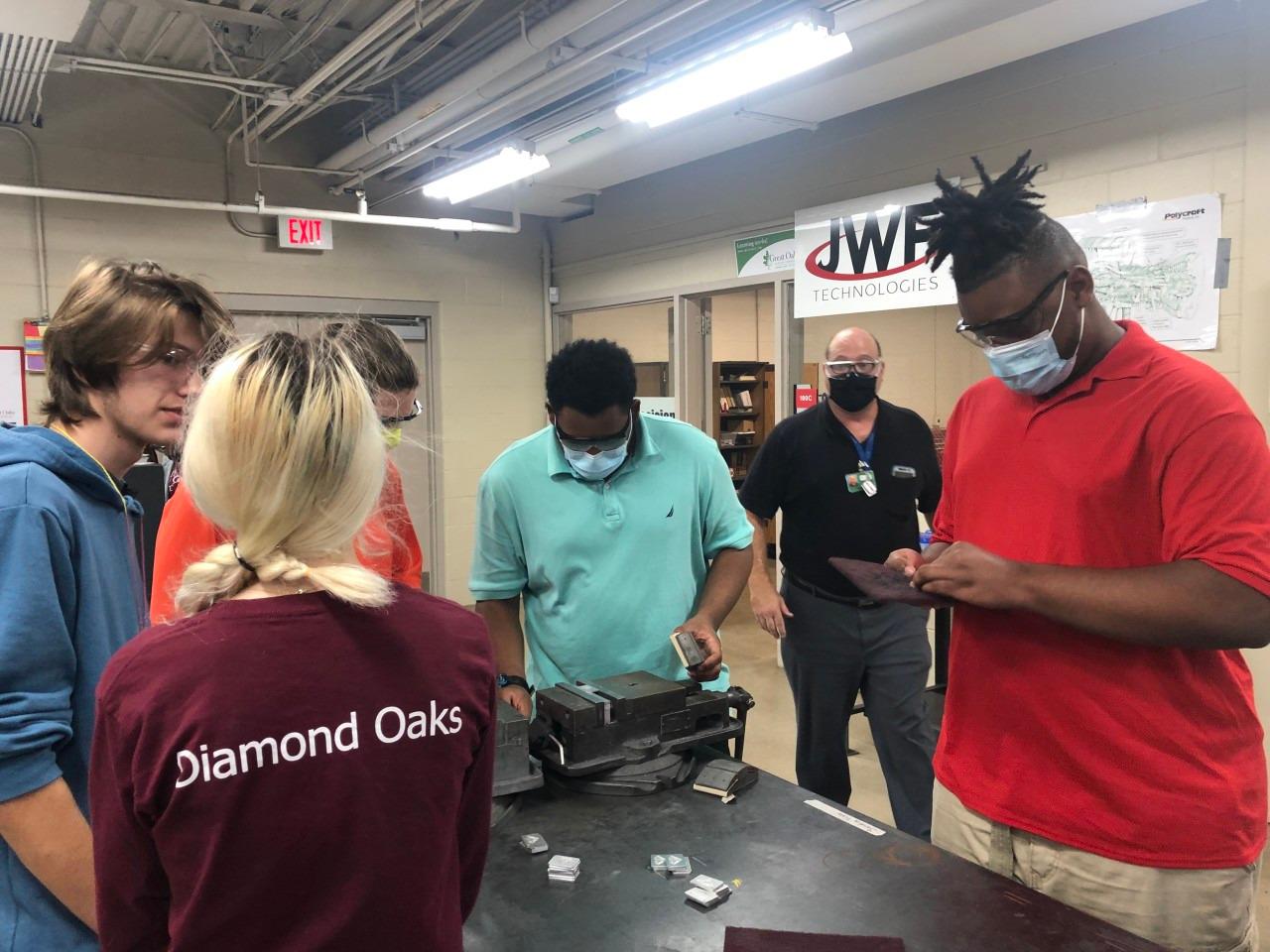 We are Diamond Oaks! The first choice in providing innovative career training to empower individuals and communities. Start your FUTURE today - Call: (513) 574-1300