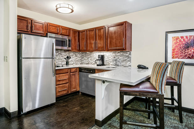 Images Staybridge Suites Lubbock - University Area by IHG