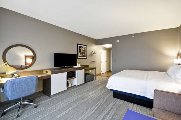Images Hampton Inn Livonia Detroit