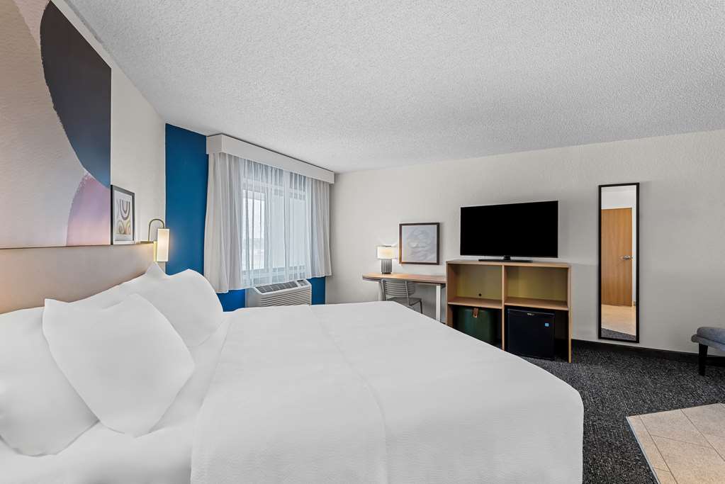 Guest room