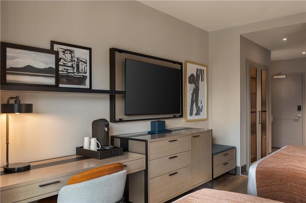 Images Hotel Avail Rogers, Tapestry Collection by Hilton