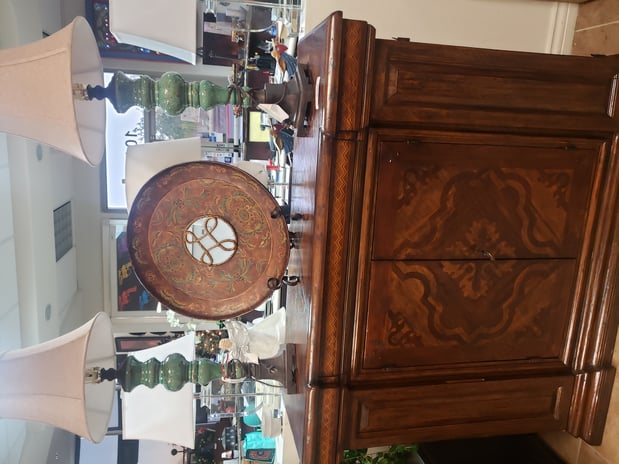 Images J and B Furniture Consignments