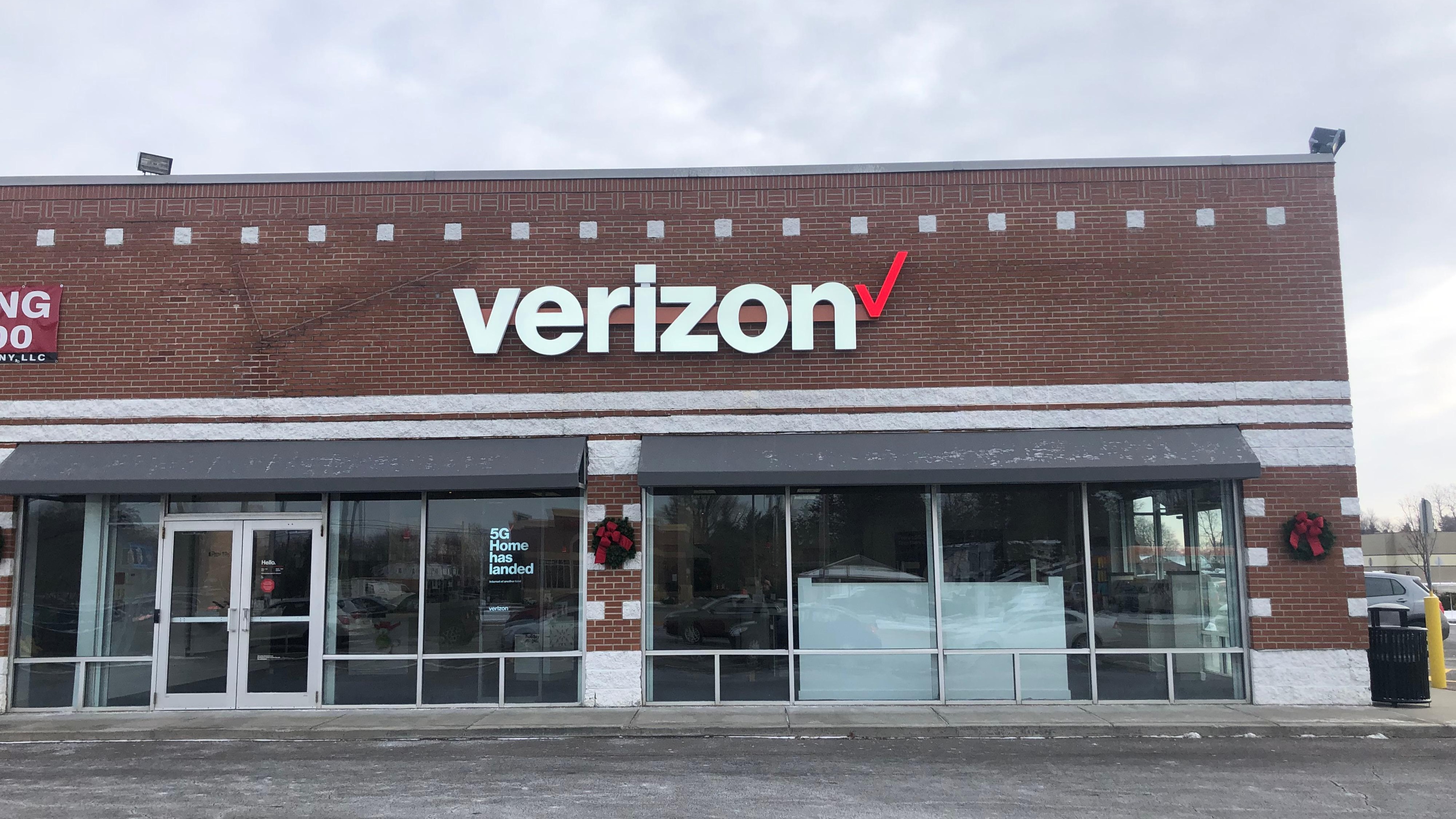 verizon near me open tomorrow