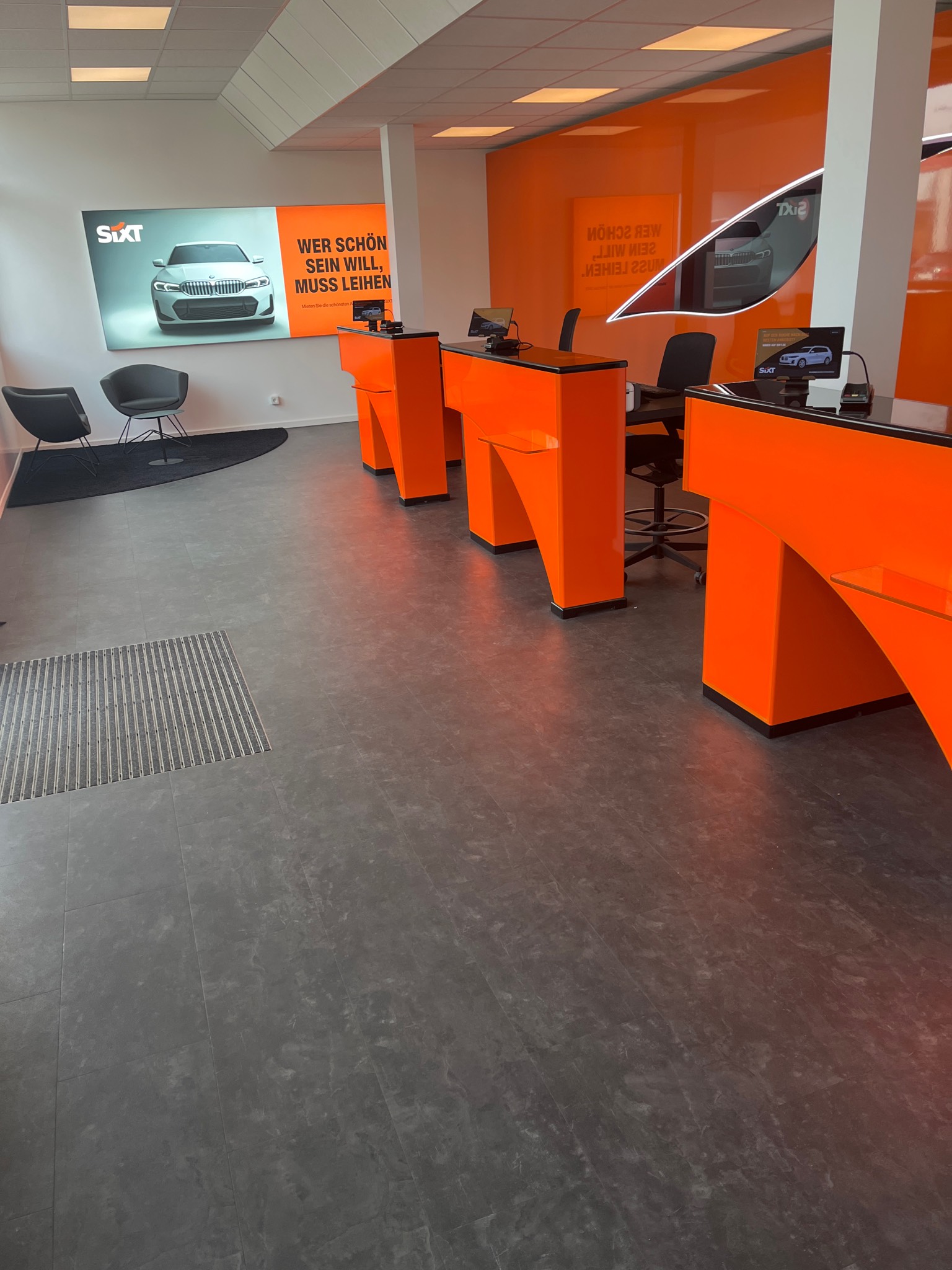 SIXT Autovermietung Krefeld, Sproedentalstr. 4 in Krefeld