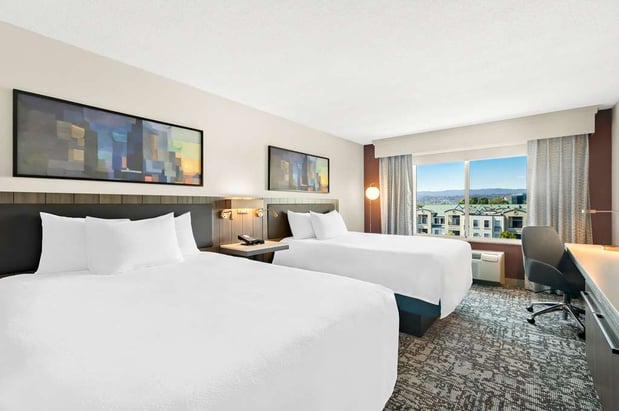 Images Hilton Garden Inn San Mateo