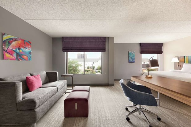 Images Hampton Inn Houston-Brookhollow