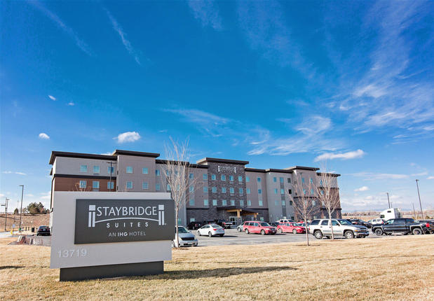 Images Staybridge Suites Denver North - Thornton by IHG