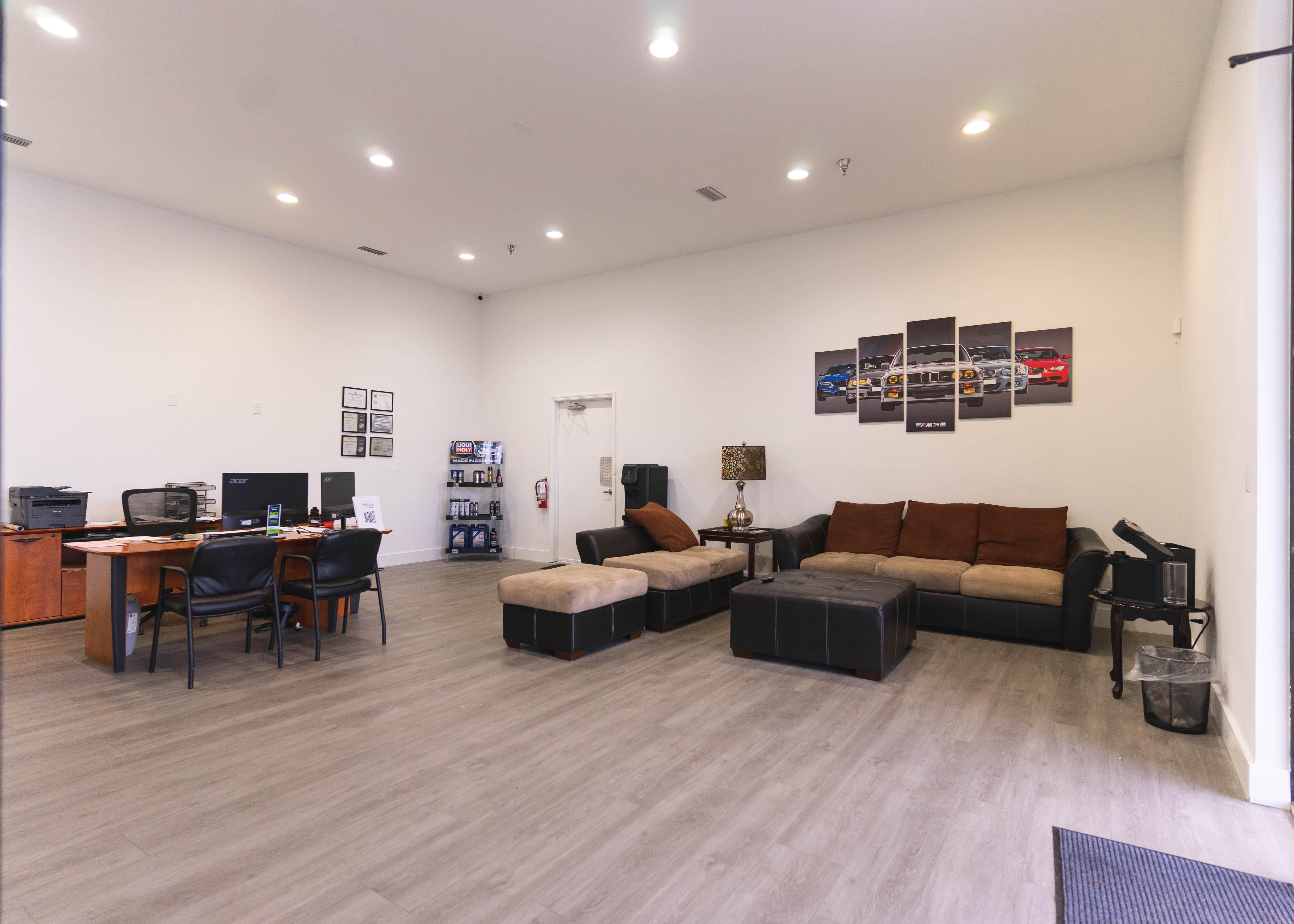 Get in touch with us for BMW engine repairs!