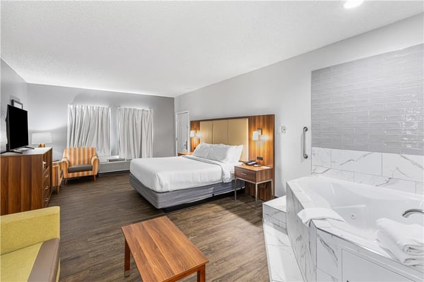 Images SureStay by Best Western Helen Downtown